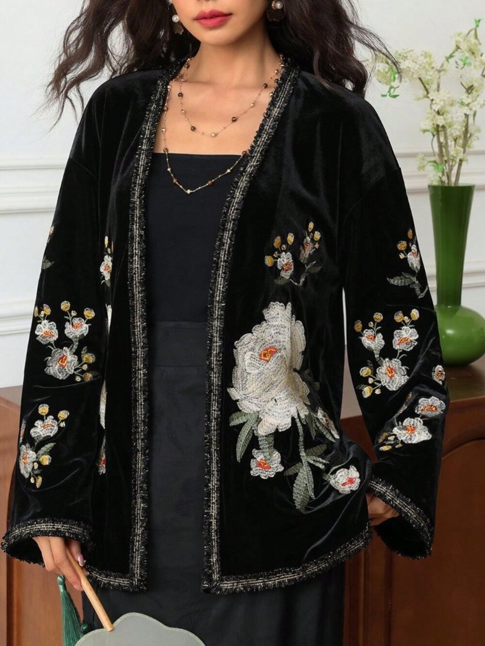 Black Chic Women's Embroidered Floral long Sleeve Jacket